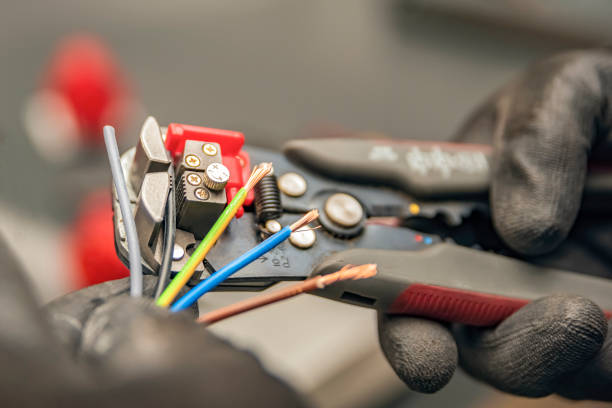 Best Licensed Electrician  in Osburn, ID